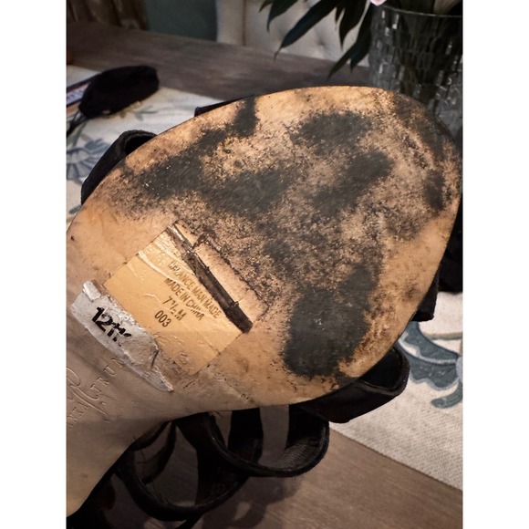 Ivanka Trump Black Suede Leather Gladiator Heels Strappy Stiletto 7.5M - Picture 8 of 10